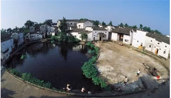 Ngôi làng ở Trung Quốc "vào được nhưng không ra được" ảnh 2