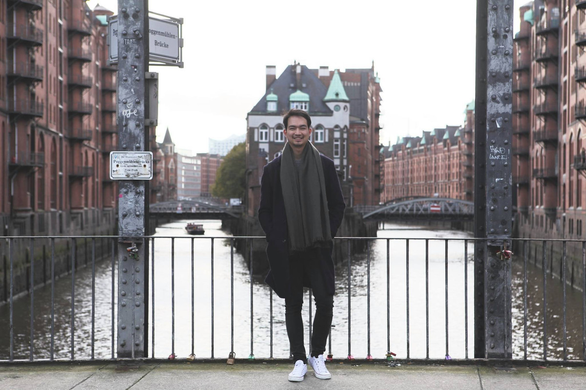 Nha bep don gian nhung tinh te cua chang trai Viet o Duc