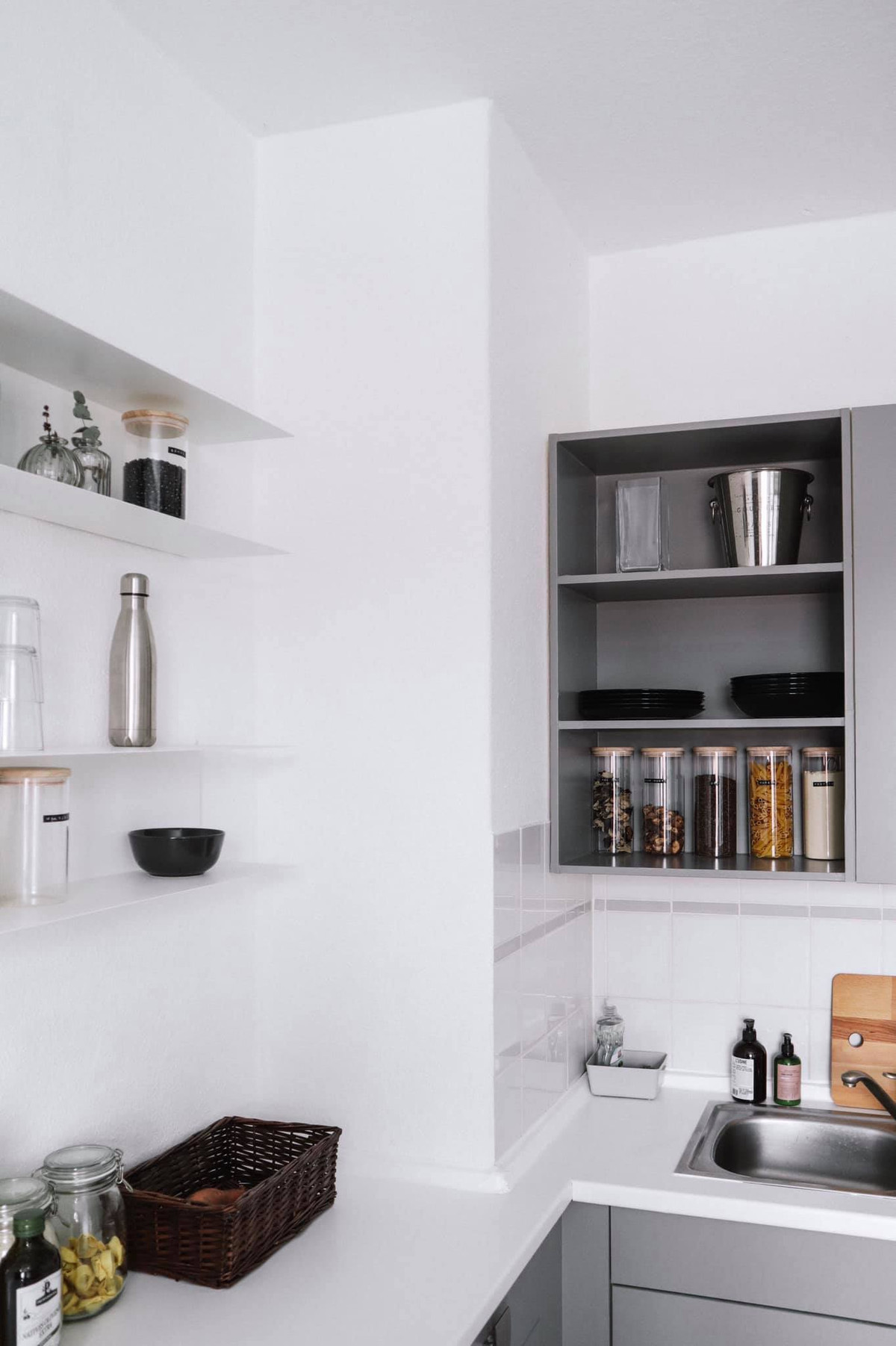 Nha bep don gian nhung tinh te cua chang trai Viet o Duc-Hinh-9