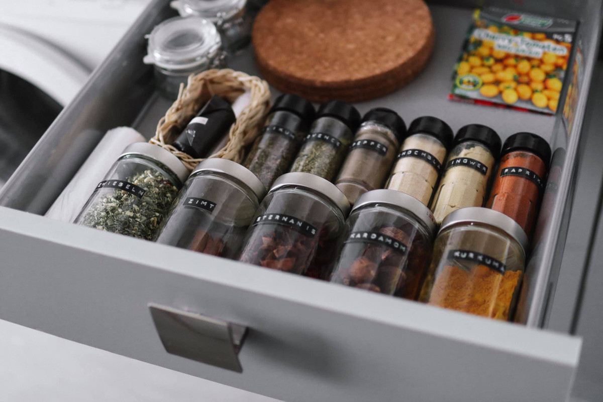 Nha bep don gian nhung tinh te cua chang trai Viet o Duc-Hinh-6