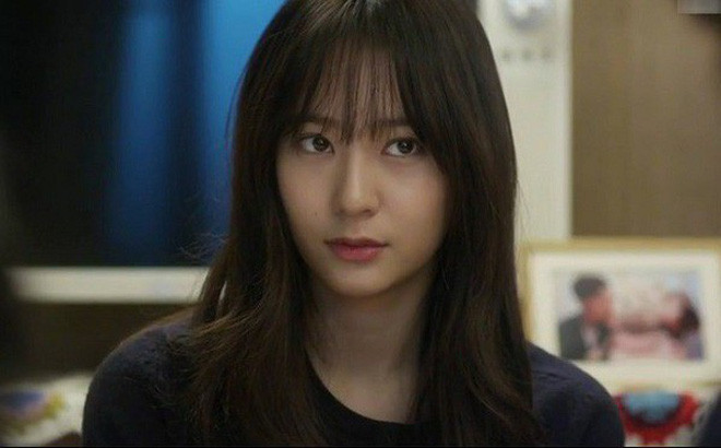 Toi kinh ngac khi thay chi dau bung dia tom hum len tan phong moi