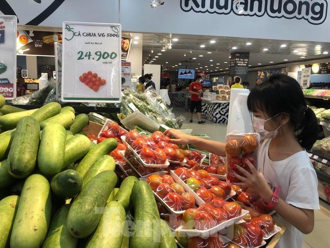 "Bỏng tay" với giá rau củ tăng dựng đứng gấp 2-3 lần ảnh 2