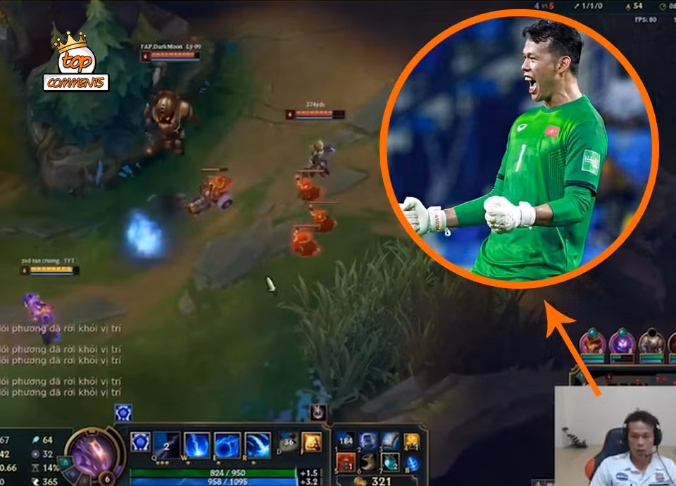 Ngoài đam mê bóng đá, Tấn Trường còn dành sở thích cho game online, đặc biệt là Liên Minh Huyền Thoại. Anh có kênh riêng dùng để livestream các trận đấu của mình. Thủ thành gốc Đồng Tháp thậm chí còn đầu tư mở tiệm game ở quê nhà. Anh khẳng định sẽ cố gắng duy trì việc stream game trên mạng xã hội bởi đây là niềm đam mê lớn nhất. Đó là lý do fan gọi cầu thủ này với biệt danh “streamer Tấn Trường”. Ảnh: Top Comments.