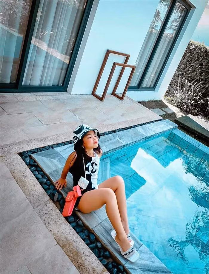 Chi moi 5 tuoi con gai Minh Nhua da dieu da chang thua kem nguoi lon-Hinh-6