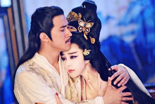 Dem thi tam dau tien cua Ly The Dan va Vo Tac Thien-Hinh-2