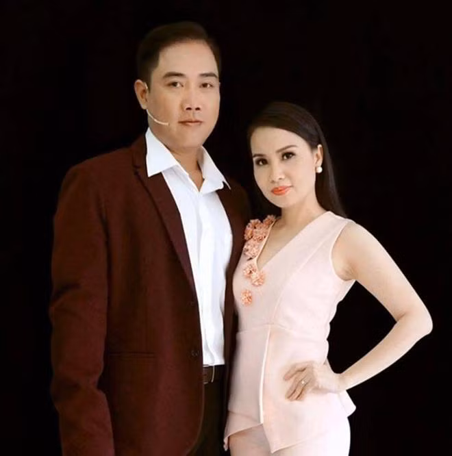 Dai gia khet tieng dung sau su nghiep ruc ro cua Cam Ly la ai?-Hinh-2