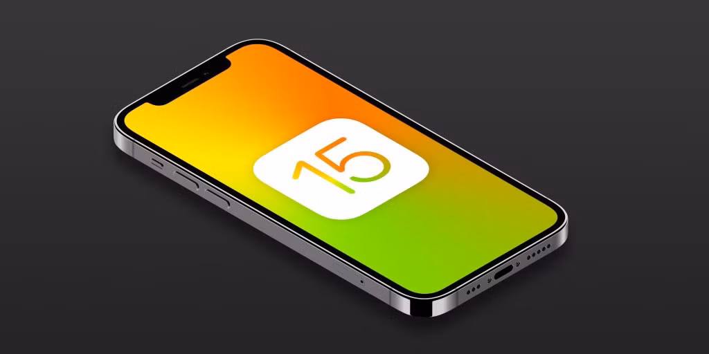  iOS 15 được xem là tâm điểm của sự kiện. Theo Bloomberg, một trong những tính năng mới trên iOS 15 bao gồm tùy chỉnh cách nhận và xử lý thông báo dựa trên "trạng thái" của người dùng (lái xe, làm việc, đi ngủ…), được chỉnh trên màn hình khóa (cũng được nâng cấp) hoặc Control Center. Ứng dụng iMessage có thể được cải tiến để hoạt động như mạng xã hội, nhưng chưa chắc sẽ xuất hiện trong bản iOS 15 đầu tiên. Ảnh: 9to5mac.