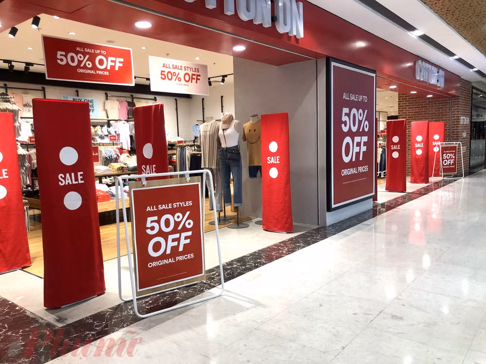 Hang Tau ve cho: Cua quy toc giam gia, dao tuyet dat khach-Hinh-4