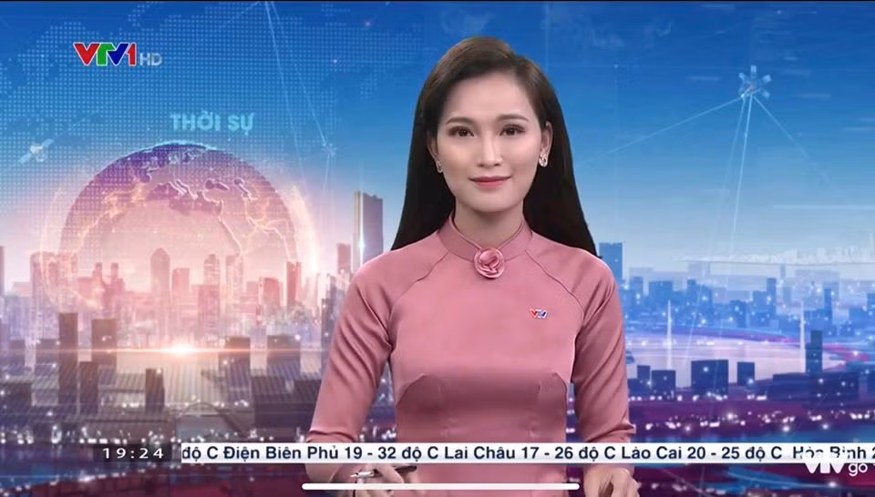  Linh Thuỷ từng là MC trẻ nhất dẫn bản tin Thời sự 19h. Thời điểm lên sóng đầu năm 2020, Linh Thủy 28 tuổi, là MC trẻ nhất từng được dẫn bản tin quan trọng này.