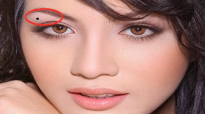 Ai so huu 3 not ruoi nay tren khuon mat chac chan ca doi an nhan-Hinh-3