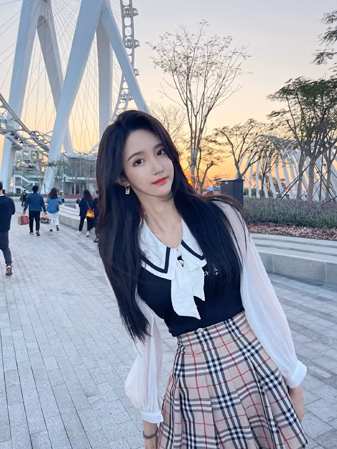 Chang trai gia gai noi tieng o Trung Quoc da chinh thuc chuyen gioi-Hinh-3