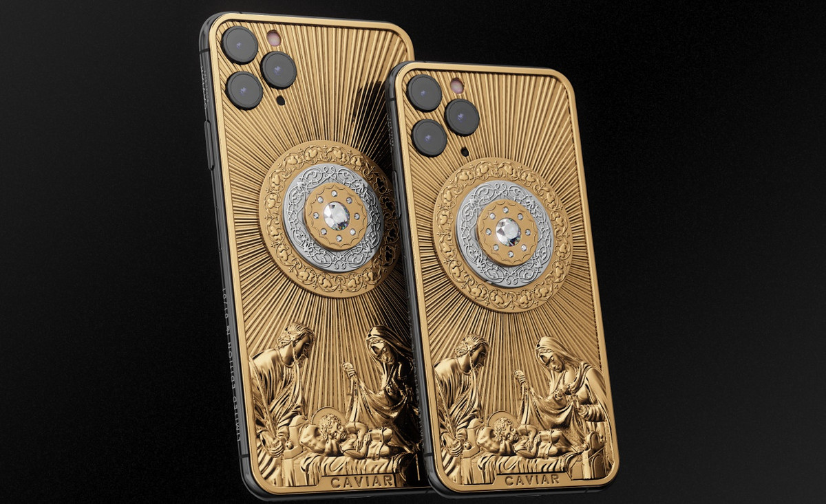 Caviar là công ty chế tác đồ công nghệ xa xỉ đến từ Nga. Năm 2019, hãng này đã trình làng ốp lưng Credo Christmas Star Diamond cho iPhone 11 Pro Max, giá 124.170 USD để chào đón lễ Giáng sinh. Chiếc ốp được làm bằng vàng 18 carat, bên dưới là bức phù điêu hình Chúa Jesus còn chính giữa là biểu tượng ngôi sao Bethlehem đính kim cương. Ảnh: Caviar.