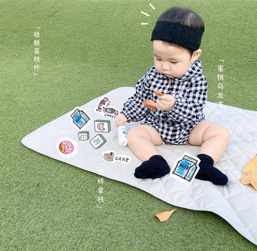 Con gai 8 thang tuoi cua Van Navy gay sot voi ngoai hinh