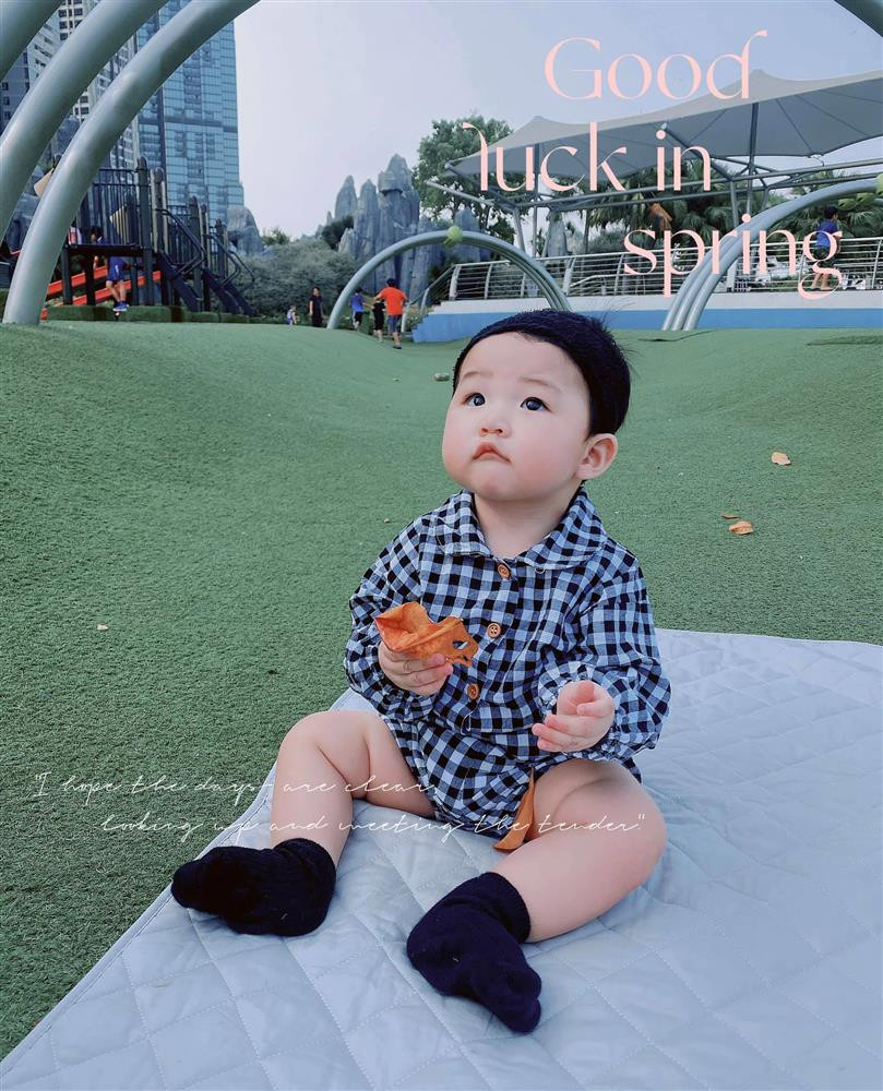 Con gai 8 thang tuoi cua Van Navy gay sot voi ngoai hinh-Hinh-3