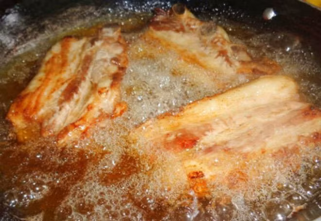 2 kieu che bien thit lon cuc nguy hiem, an vao sinh benh nan y-Hinh-2