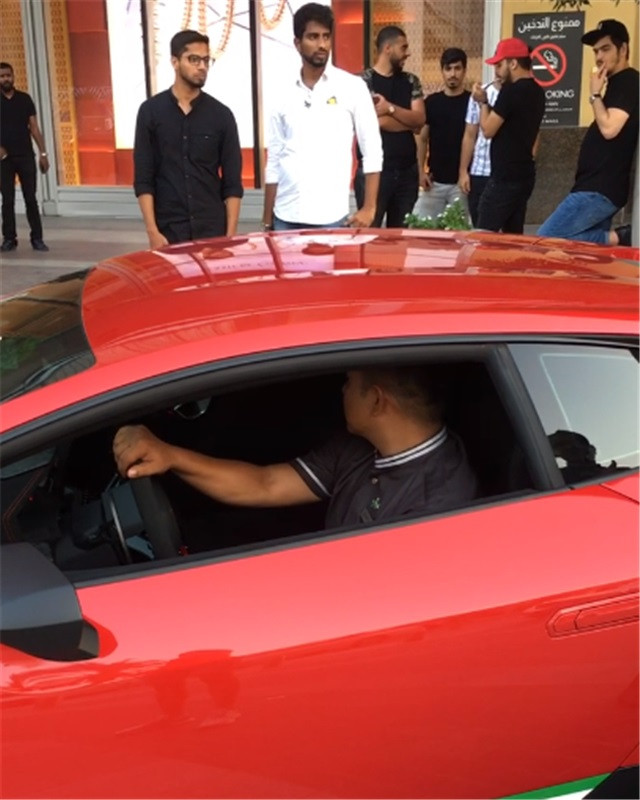 Moi ngay lai 1 sieu xe, dut tui hang tram trieu/thang-Hinh-2