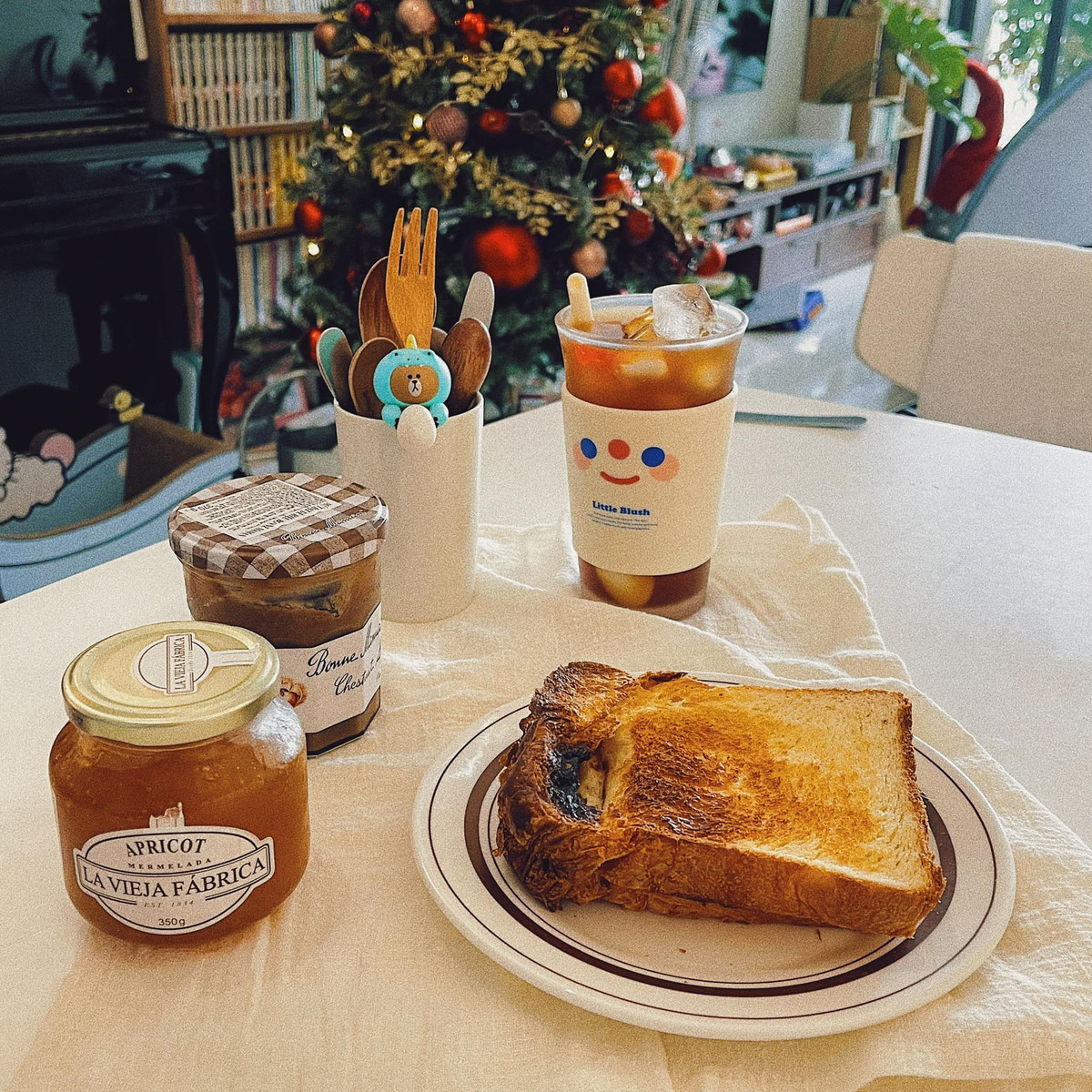 Trang tri Giang sinh tai nha truoc ca thang-Hinh-4