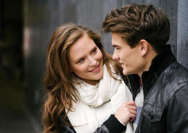 Kiem chung nguoi dan ong canh ban vi moi quan he kho goi ten-Hinh-2