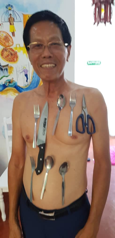 Tiem vaccine phong Covid-19 xong, nhieu nguoi khoe co kha nang nhu nam cham-Hinh-4