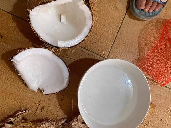 Chieu lua giai cuu nong san gia re cua dan buon hang rom-Hinh-2