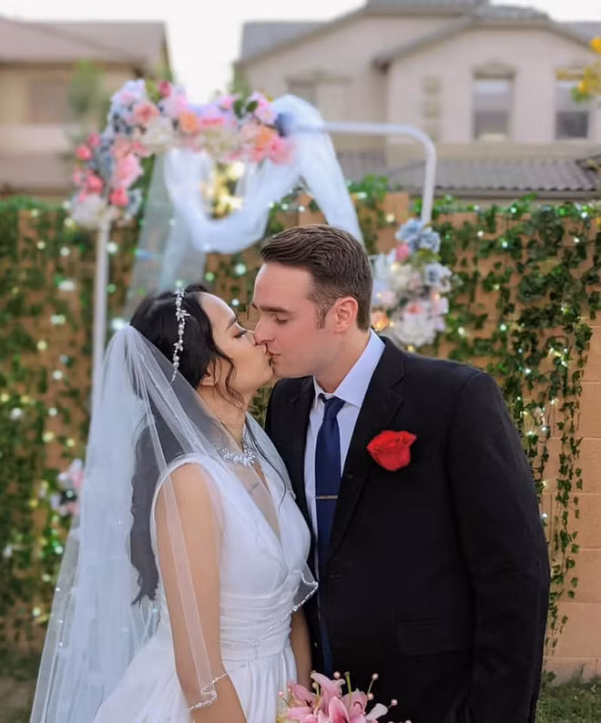 Cô gái quen trai Tây 2 tuần đã có bầu Co gai quen trai Tay 2 tuan da co bau