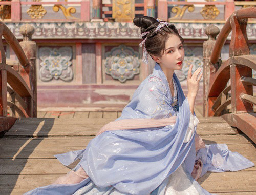 Hau cung 10.000 my nu van khong thoa man vi Hoang de nay-Hinh-2