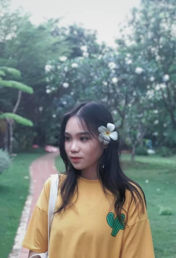 Con gai A hau Trinh Kim Chi cang lon cang 