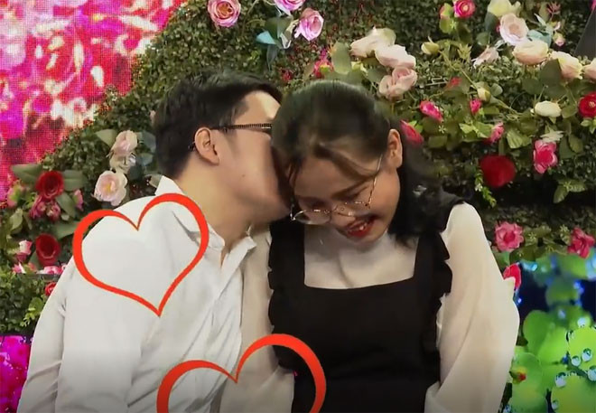 Nu giao vien di hen ho bi ban trai tan cong don dap-Hinh-8