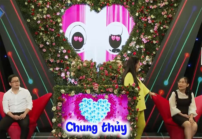 Nu giao vien di hen ho bi ban trai tan cong don dap-Hinh-4