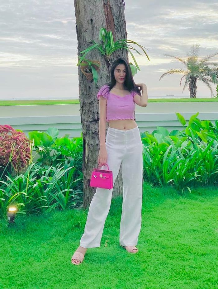 Bi quyet giam can lay lai vong eo thon gon sau sinh cua Thuy Tien-Hinh-6