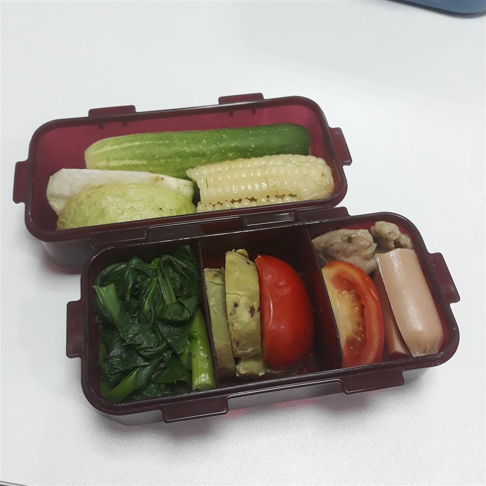 Co con gai khoe com hop bo chuan bi khien dan tinh ghen ty-Hinh-5