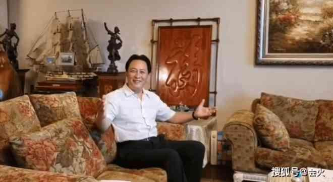 "Gia Cát Lượng" từng bị đồn ép vợ tự tử, U70 vẫn phong độ ảnh 7