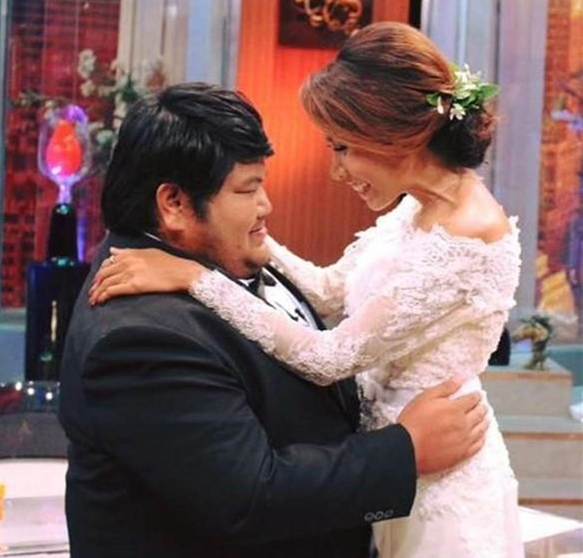 Nu y ta xinh xan bi che dao mo khi cuoi chang map 120kg-Hinh-8