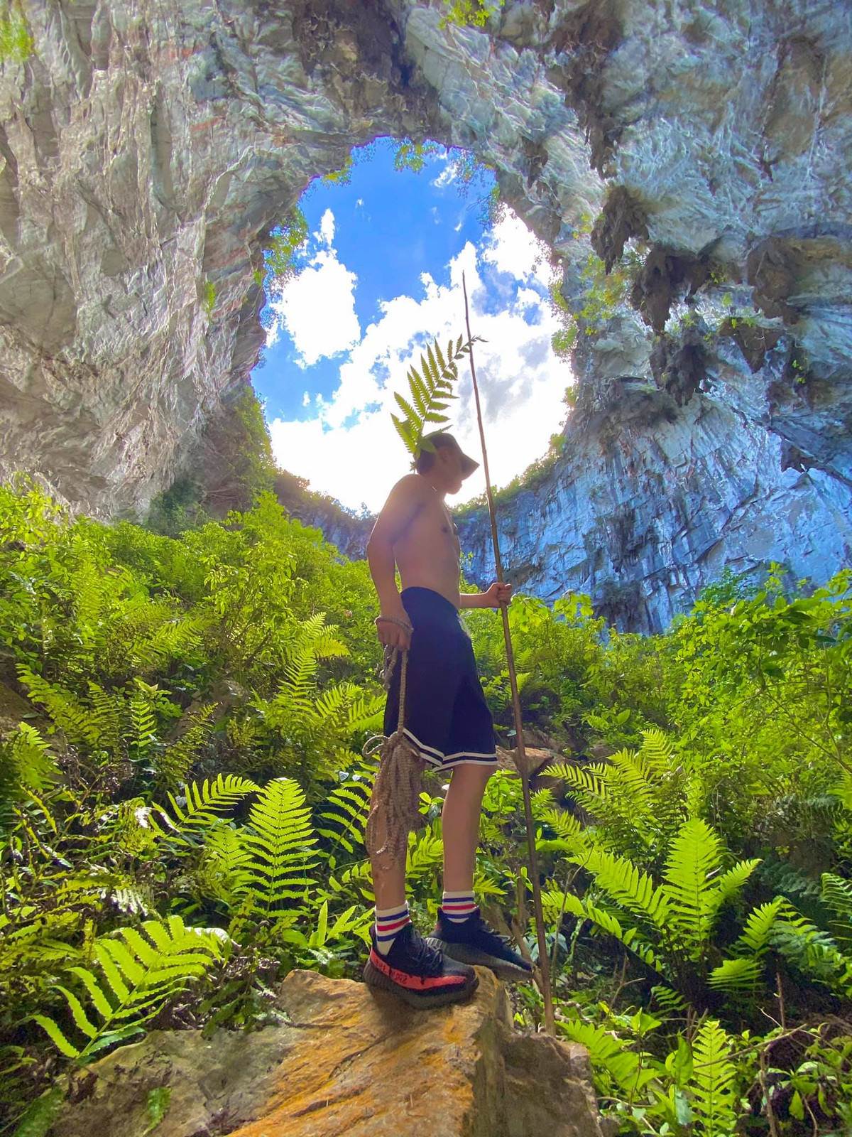 Vùng đất hoang sơ như thời tiền sử trong hố sụt Mèo Vạc – Hà Giang - Hình 4 Vung dat hoang so nhu thoi tien su trong ho sut Meo Vac – Ha Giang-Hinh-4