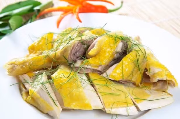 Nhung nguoi nay khong nen an thit ga keo ruoc them benh vao than