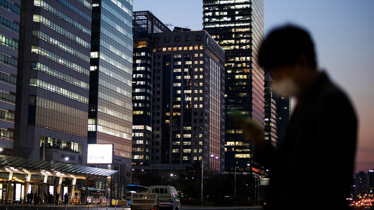 Gioi tre Han bo ve que vi Seoul la mieng banh kho xoi-Hinh-2