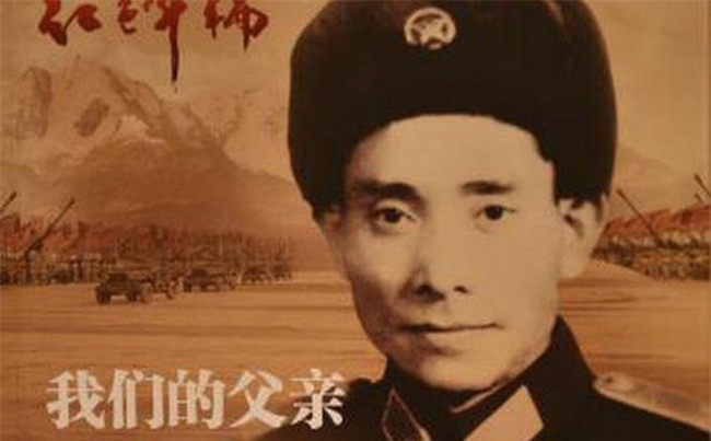 Lưỡng quốc tướng quân Nguyễn Sơn từng giữ nhiều chức vụ trong quân đội Trung Quốc. Theo "Tạp chí Cộng sản", với những đóng góp to lớn, Hồng Thủy được coi là một trong 72 “đại công thần” của cách mạng Trung Quốc, được phong cấp hàm thiếu tướng trong đợt đầu tiên của nước Cộng hòa Nhân dân Trung Hoa, được Chính phủ Trung Quốc trao tặng Huân chương Giải phóng hạng nhất.