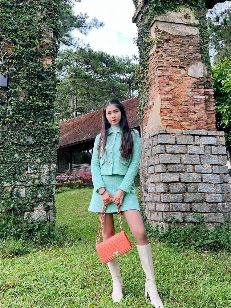 Vo Dang Khoi bi nguoi dan ong trung nien gan mac 