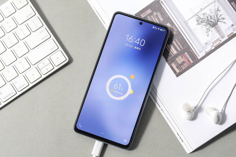 Cận cảnh Vivo iQOO Neo5 5G: Cấu hình ‘khủng’, màn hình 120Hz, sạc siêu tốc - Hình 5 Can canh Vivo iQOO Neo5 5G: Cau hinh ‘khung’, man hinh 120Hz, sac sieu toc-Hinh-5