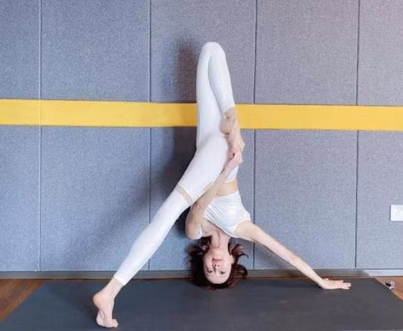 Kim Xao Xao gay sot voi nhan sac 