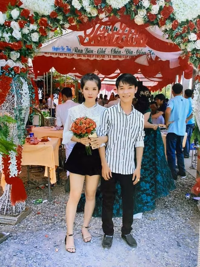 Yeu nhau 9 nam, cap doi tu chung lop, chung ban den chung giuong-Hinh-2