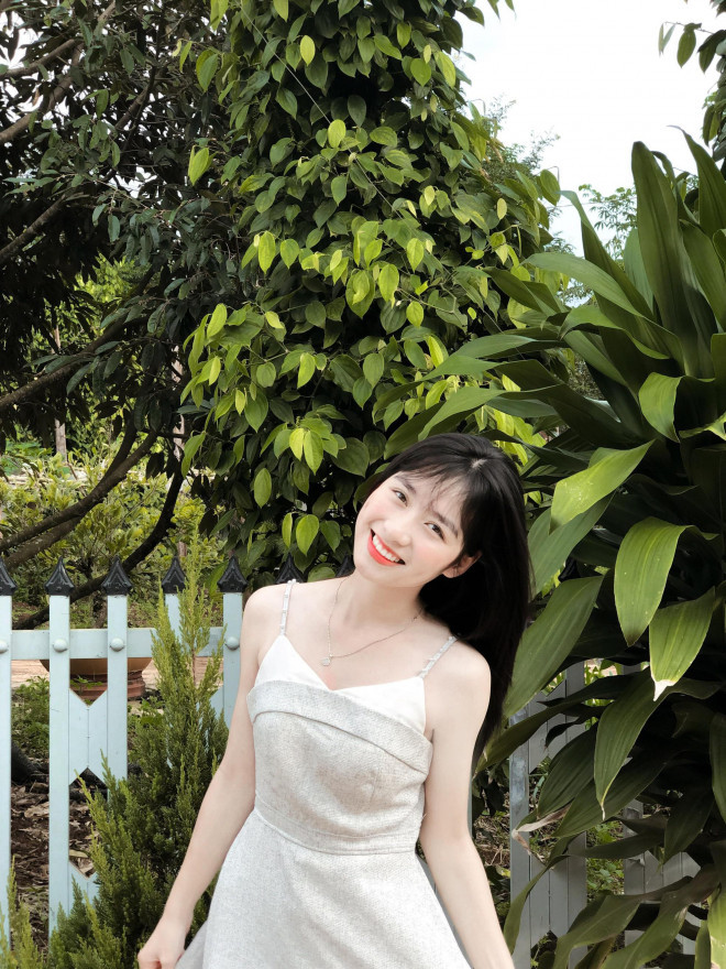 Bạn có thể học nghề, làm công việc yêu thích, chỉ cần nắm vững chuyên môn ngành nghề, biết vươn lên ắt đạt được điều mà mình muốn. Tất nhiên, dù chọn con đường nào thì cũng phải nỗ lực, trau dồi kiến thức, rèn luyện kỹ năng mềm.