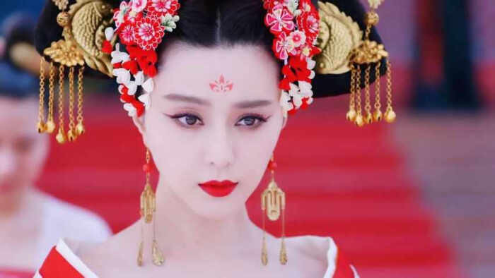 Bị chế giễu là “gà mái biết gáy”, Võ Tắc Thiên đáp trả chỉ bằng 1 chữ Bi che gieu la “ga mai biet gay”, Vo Tac Thien dap tra chi bang 1 chu