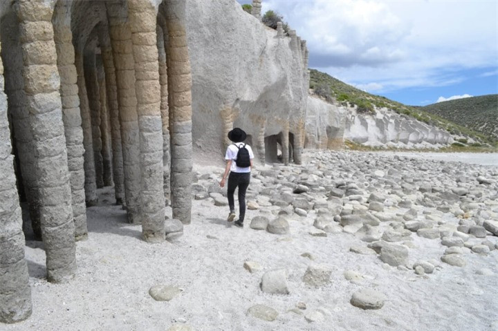 "Ngôi đền" ngàn cột được "nhào nặn" từ cơn đại hồng thủy 760 ngàn năm trước - Hình 4 "Ngôi đền" ngàn cột được "nhào nặn" từ cơn đại hồng thủy 760 ngàn năm trước ảnh 4