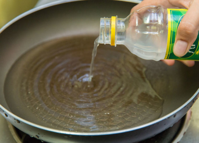 Cach don gian ho bien chiec chao thuong thanh chao chong dinh chi trong nhay mat-Hinh-5