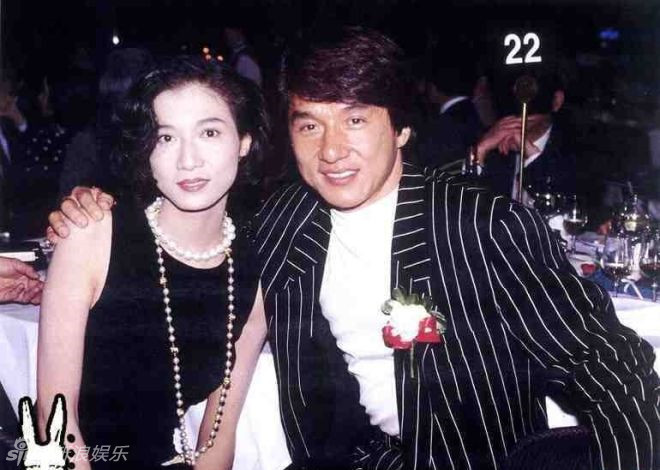 Hoa hau tung vung trom voi Thanh Long song chat vat, doc than tuoi 49-Hinh-4