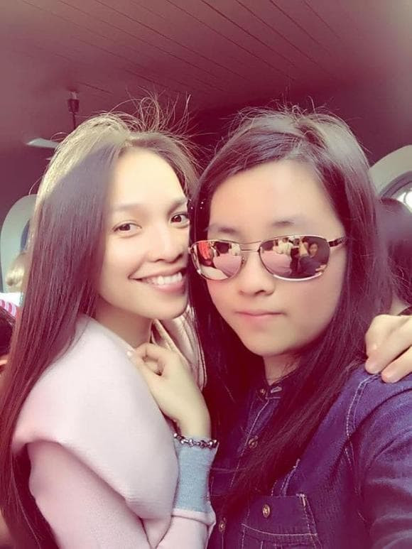 Quen dien thoai o noi cong cong, Hien Thuc may man duoc tra lai-Hinh-6