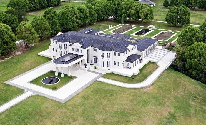 Dinh thu 50 trieu USD cua ty phu Trung Quoc