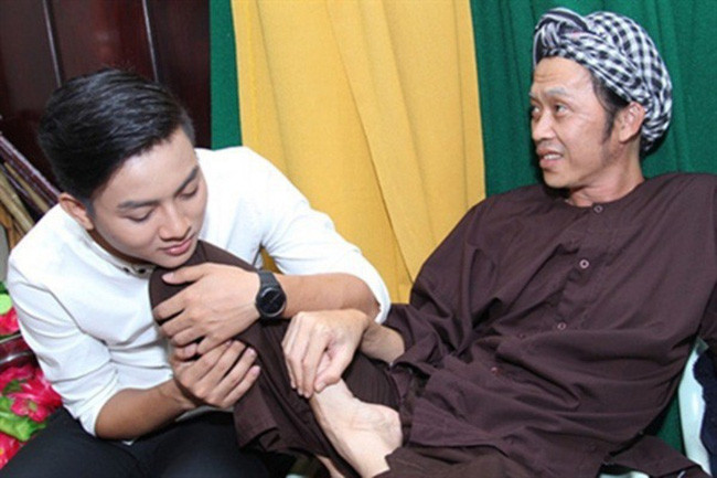 Hoai Linh chi follow nguoi tung 