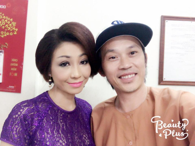 Hoai Linh chi follow nguoi tung 